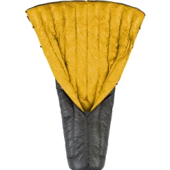 Enlightened Equipment Enigma 850FP 30F Down Quilt with Draft Collar