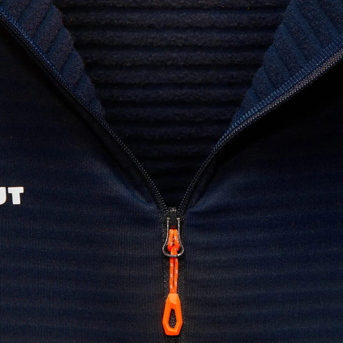 Mammut Taiss Light ML Hooded Jacket